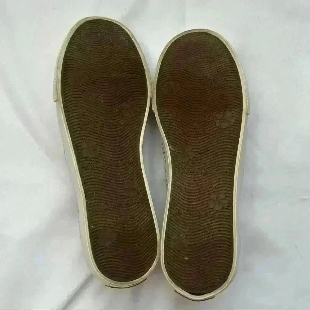 Tommy Bahama- Women’s Striped Slip-on Sneakers- 6.5